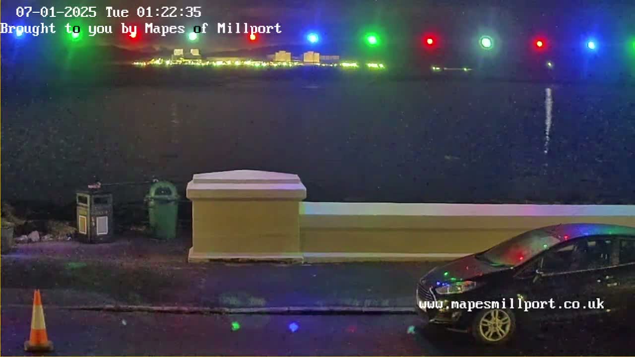 Millport Town & Coast Live Cam - Millport, North Ayrshire, Ayrshire and Arran, Scotland, United Kingdom