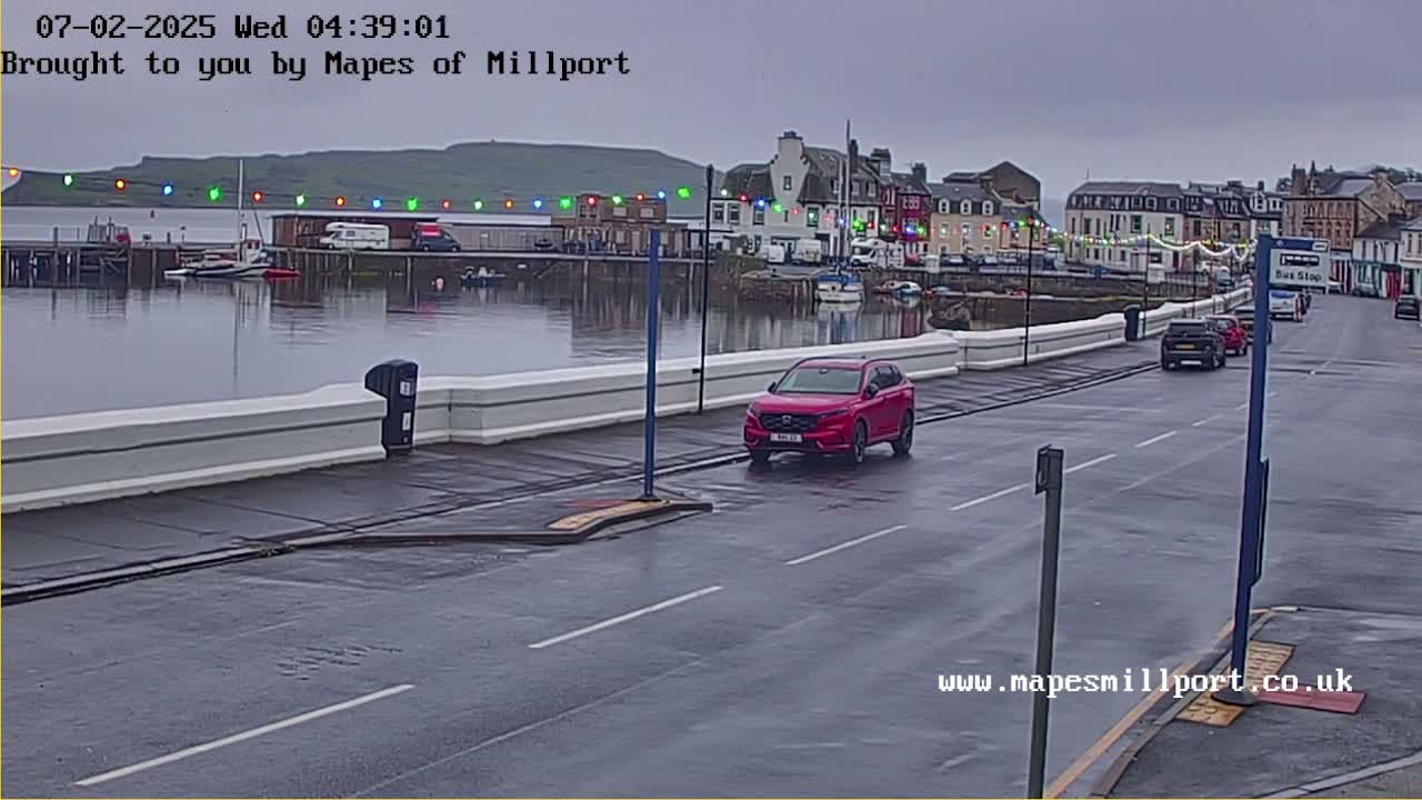 Millport Town & Coast Live Cam - Millport, North Ayrshire, Ayrshire and Arran, Scotland, United Kingdom