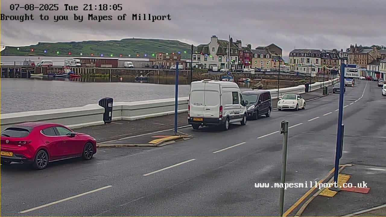 Millport Town & Coast Live Cam - Millport, North Ayrshire, Ayrshire and Arran, Scotland, United Kingdom