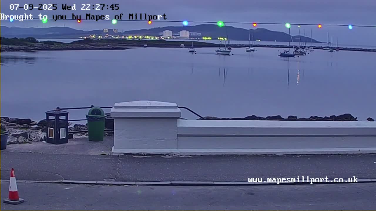 Millport Town & Coast Live Cam - Millport, North Ayrshire, Ayrshire and Arran, Scotland, United Kingdom