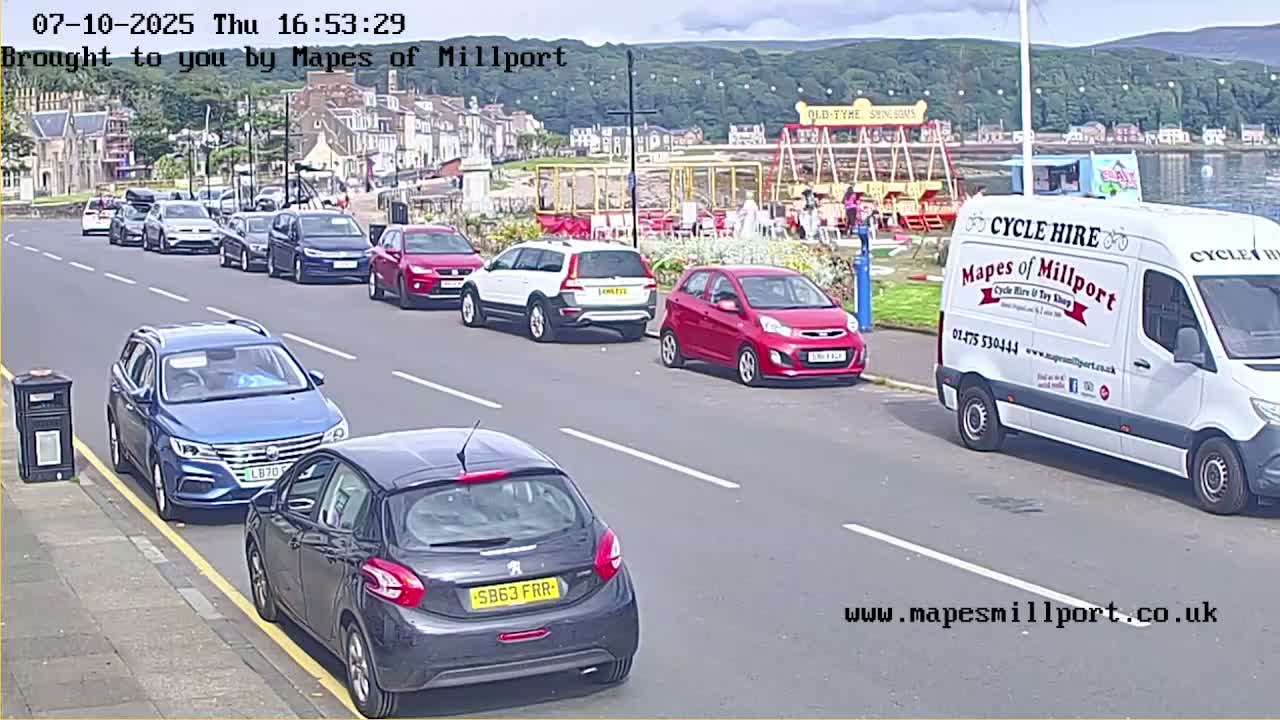 Millport Town & Coast Live Cam - Millport, North Ayrshire, Ayrshire and Arran, Scotland, United Kingdom