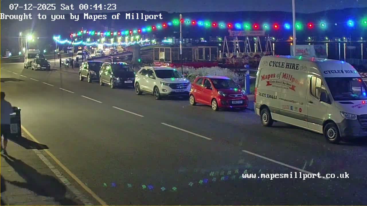 Millport Town & Coast Live Cam - Millport, North Ayrshire, Ayrshire and Arran, Scotland, United Kingdom