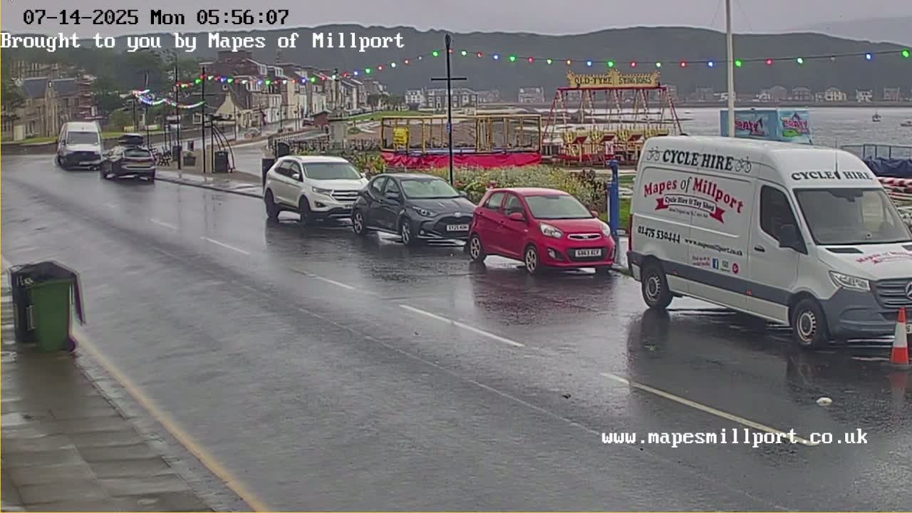 Millport Town & Coast Live Cam - Millport, North Ayrshire, Ayrshire and Arran, Scotland, United Kingdom