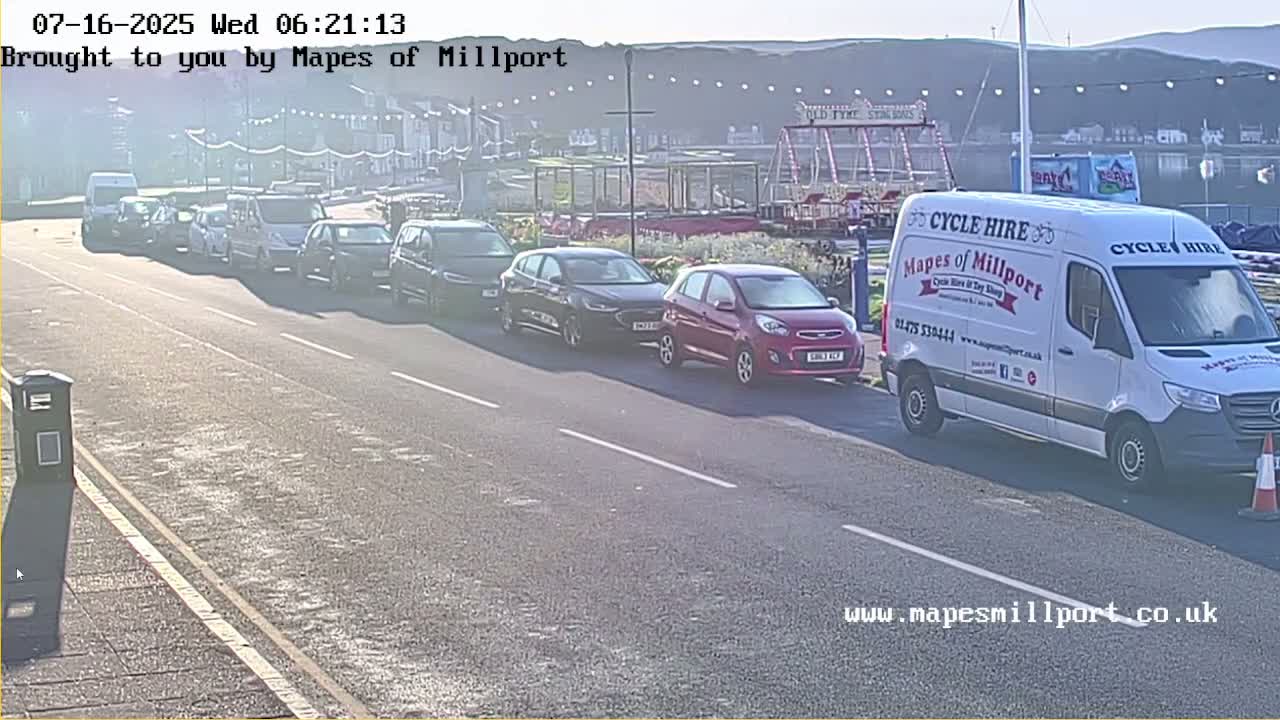Millport Town & Coast Live Cam - Millport, North Ayrshire, Ayrshire and Arran, Scotland, United Kingdom