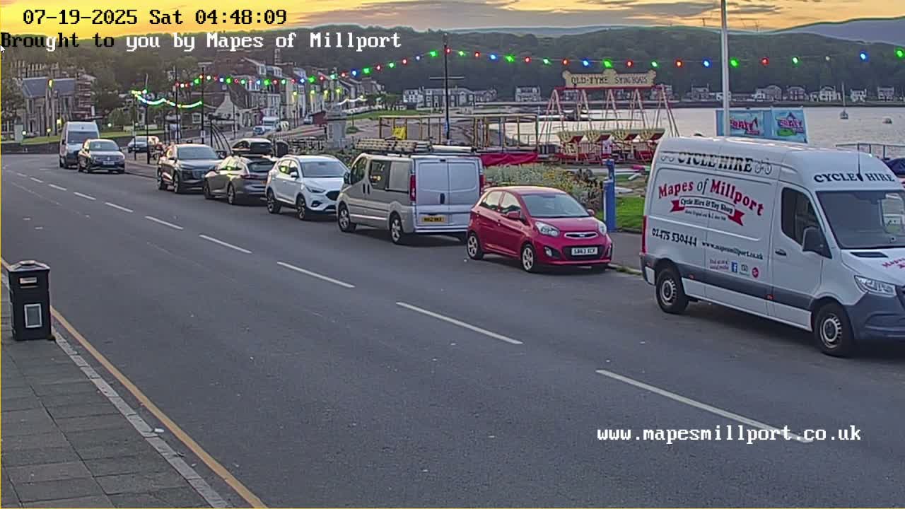 Millport Town & Coast Live Cam - Millport, North Ayrshire, Ayrshire and Arran, Scotland, United Kingdom