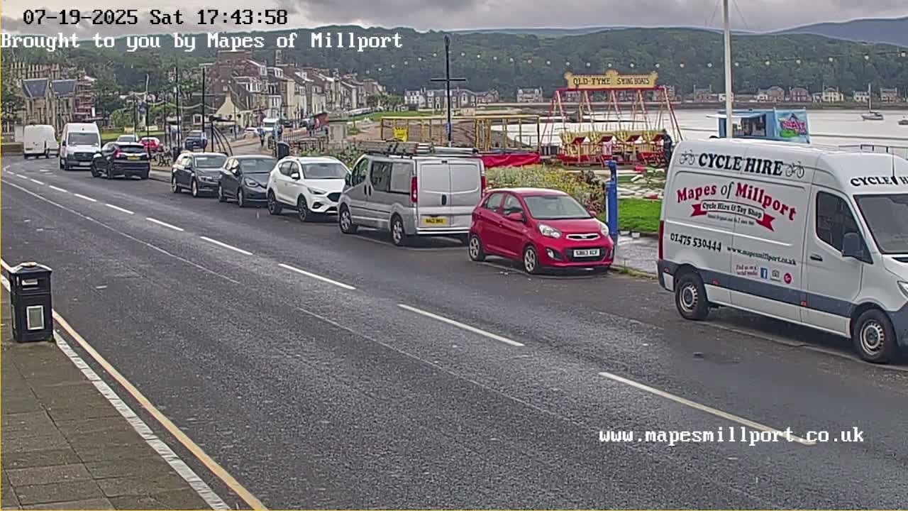 Millport Town & Coast Live Cam - Millport, North Ayrshire, Ayrshire and Arran, Scotland, United Kingdom