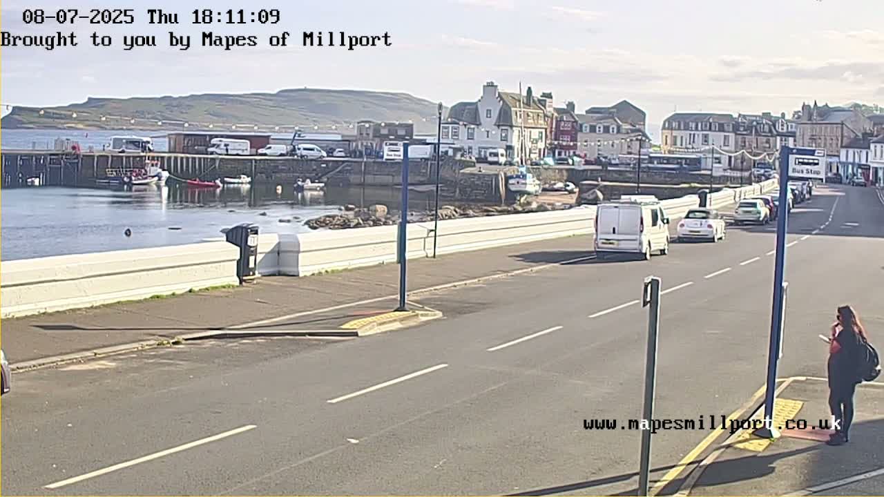 Millport Town & Coast Live Cam - Millport, North Ayrshire, Ayrshire and Arran, Scotland, United Kingdom