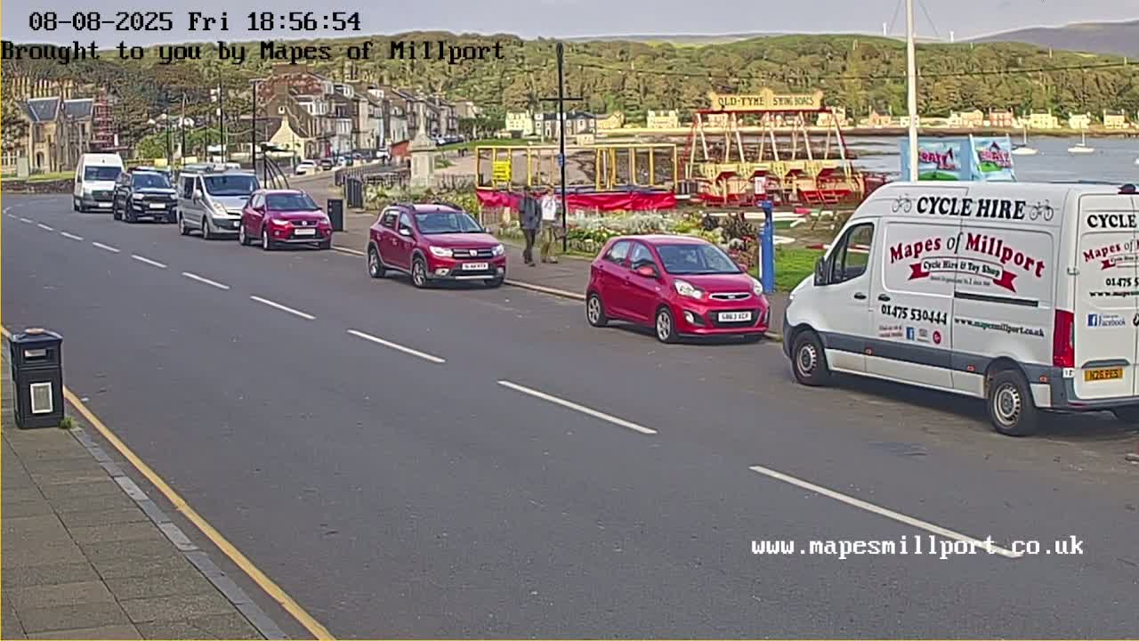 Millport Town & Coast Live Cam - Millport, North Ayrshire, Ayrshire and Arran, Scotland, United Kingdom
