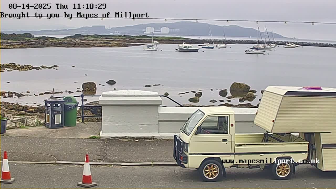 Millport Town & Coast Live Cam - Millport, North Ayrshire, Ayrshire and Arran, Scotland, United Kingdom
