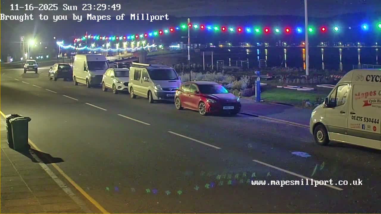Millport Town & Coast Live Cam - Millport, North Ayrshire, Ayrshire and Arran, Scotland, United Kingdom