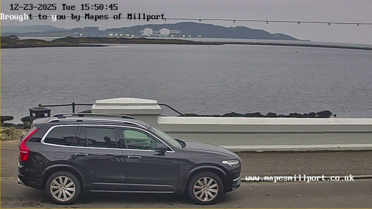 Millport Town & Coast Live Cam - Millport, North Ayrshire, Ayrshire and Arran, Scotland, United Kingdom