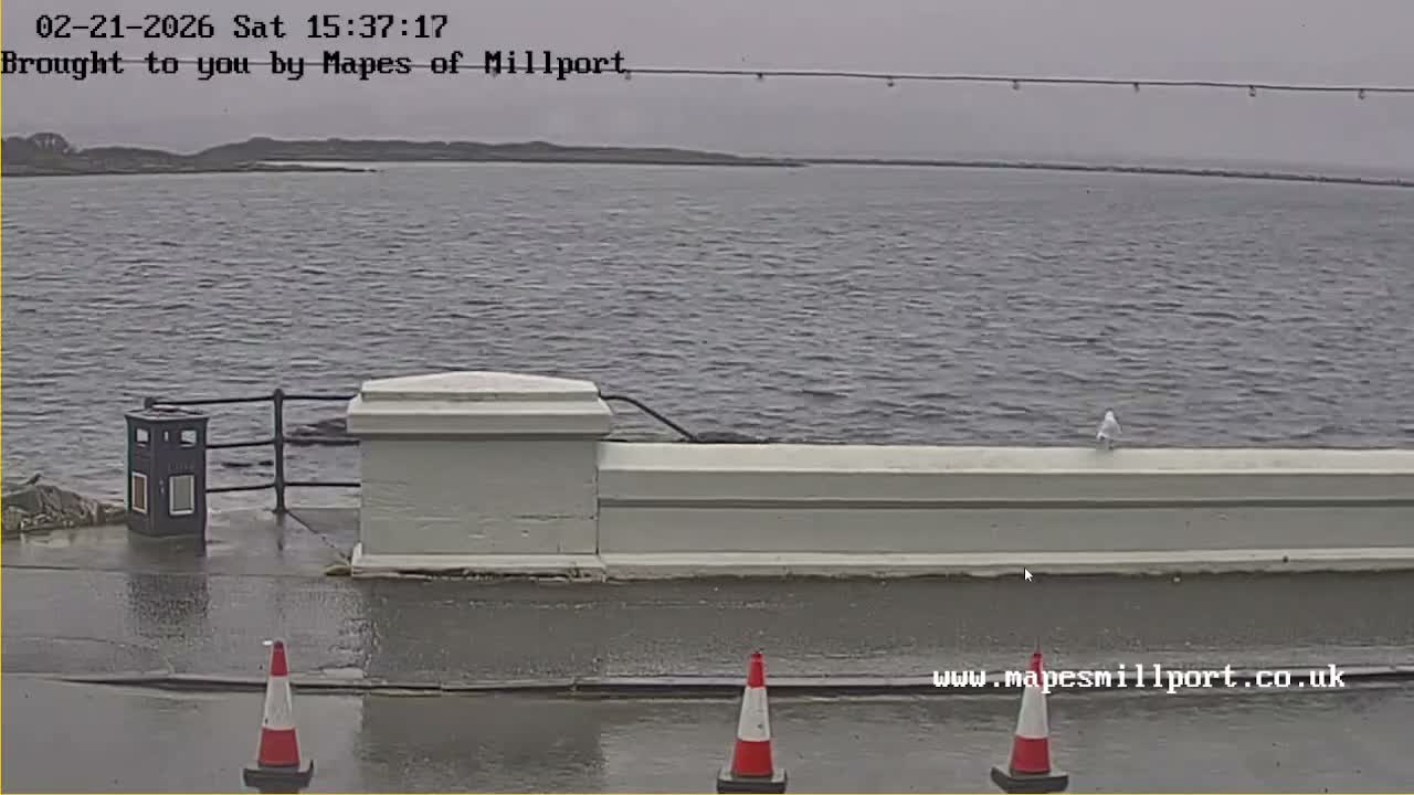 Millport Town & Coast Live Cam - Millport, North Ayrshire, Ayrshire and Arran, Scotland, United Kingdom