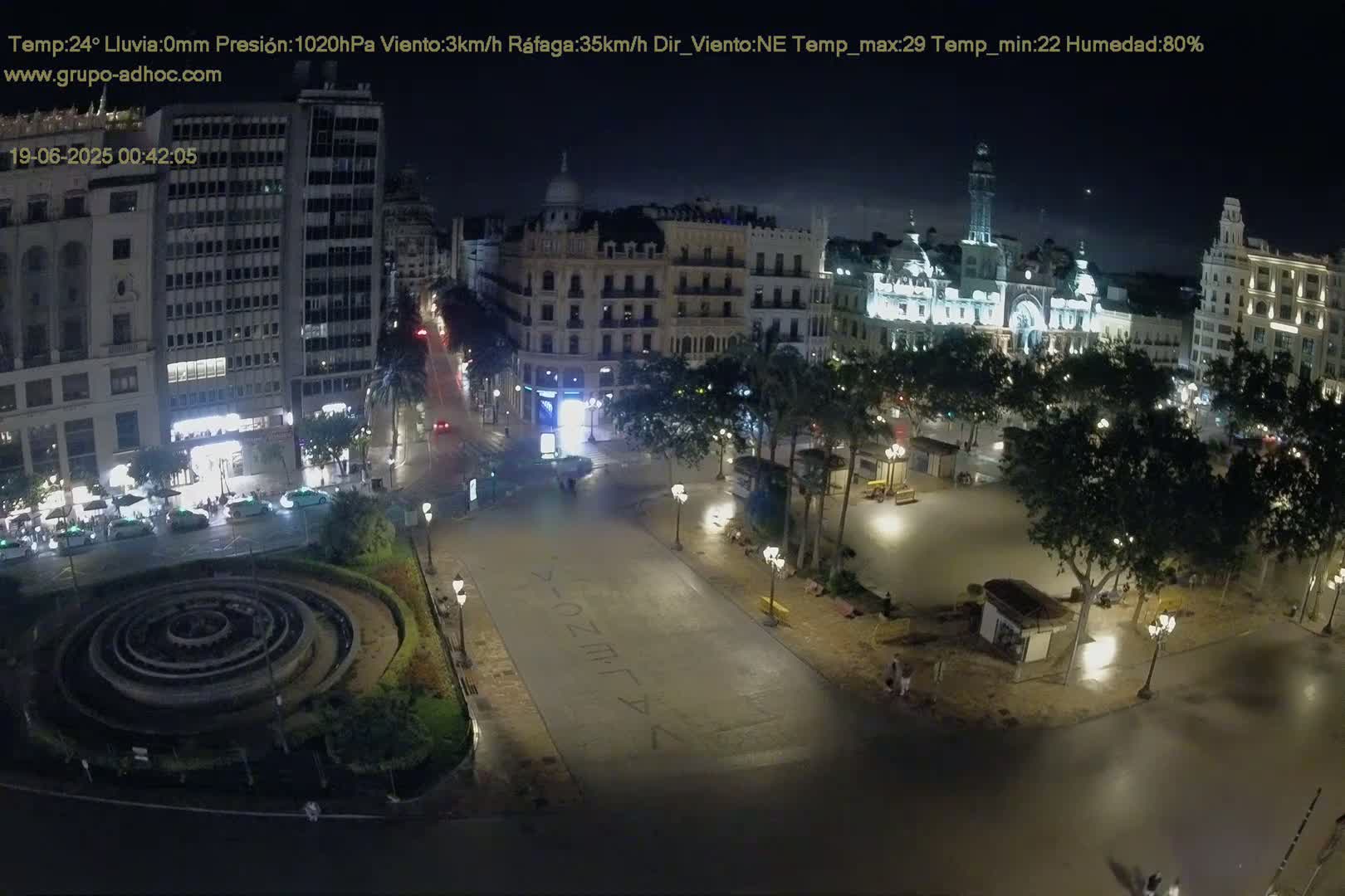 Valencia City , Plaza del Ayuntamiento Square Live Cam - Valencia,  Comunidad Valenciana, Spain