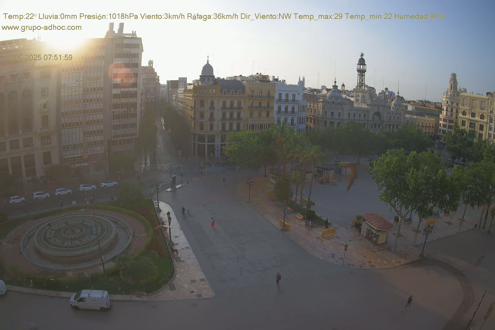 Valencia City , Plaza del Ayuntamiento Square Live Cam - Valencia,  Comunidad Valenciana, Spain