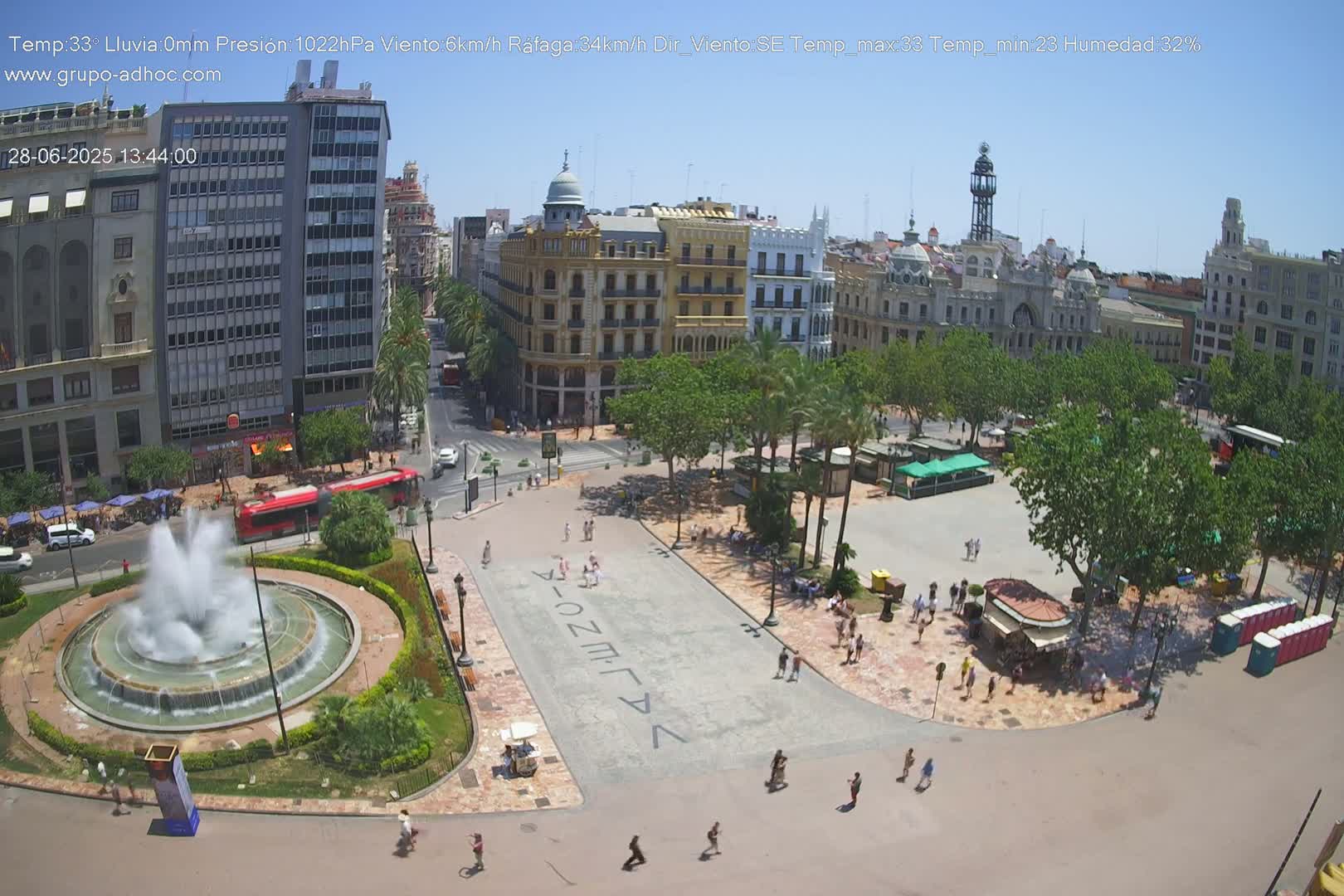 Valencia City , Plaza del Ayuntamiento Square Live Cam - Valencia,  Comunidad Valenciana, Spain