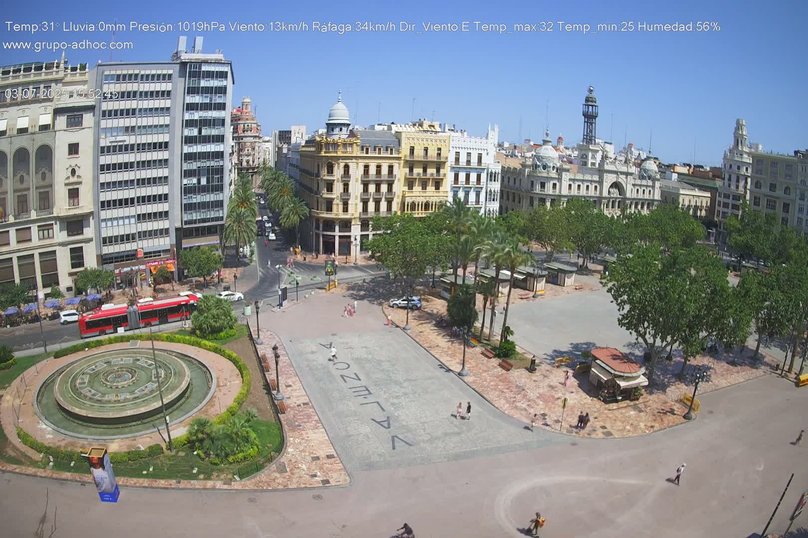 Valencia City , Plaza del Ayuntamiento Square Live Cam - Valencia,  Comunidad Valenciana, Spain