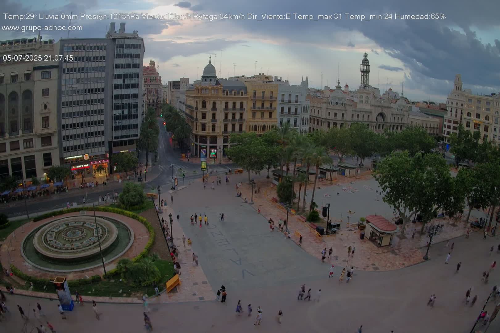 Valencia City , Plaza del Ayuntamiento Square Live Cam - Valencia,  Comunidad Valenciana, Spain