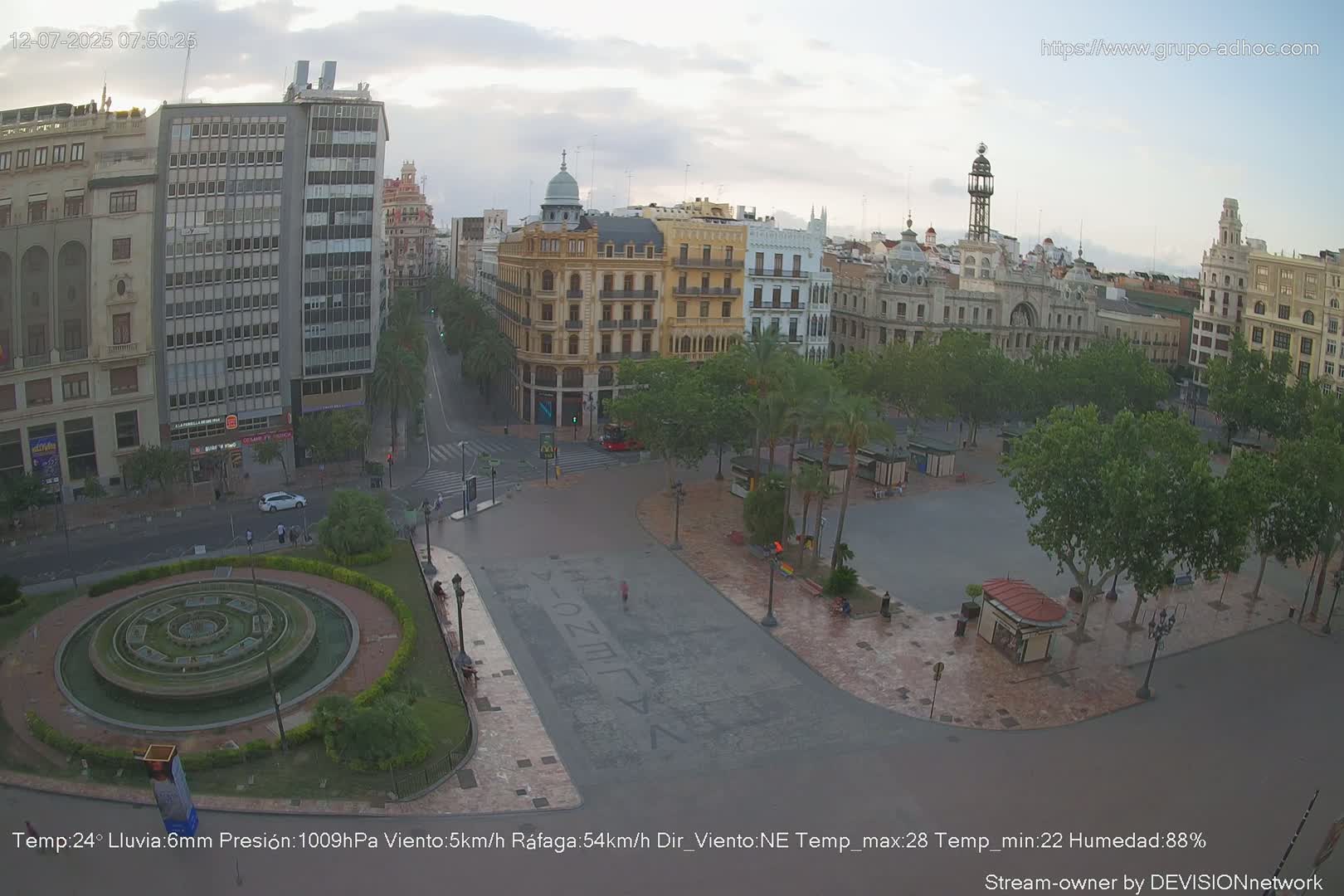 Valencia City , Plaza del Ayuntamiento Square Live Cam - Valencia,  Comunidad Valenciana, Spain