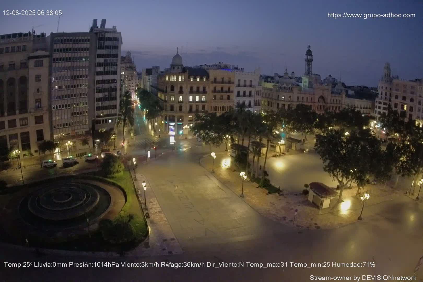 Valencia City , Plaza del Ayuntamiento Square Live Cam - Valencia,  Comunidad Valenciana, Spain
