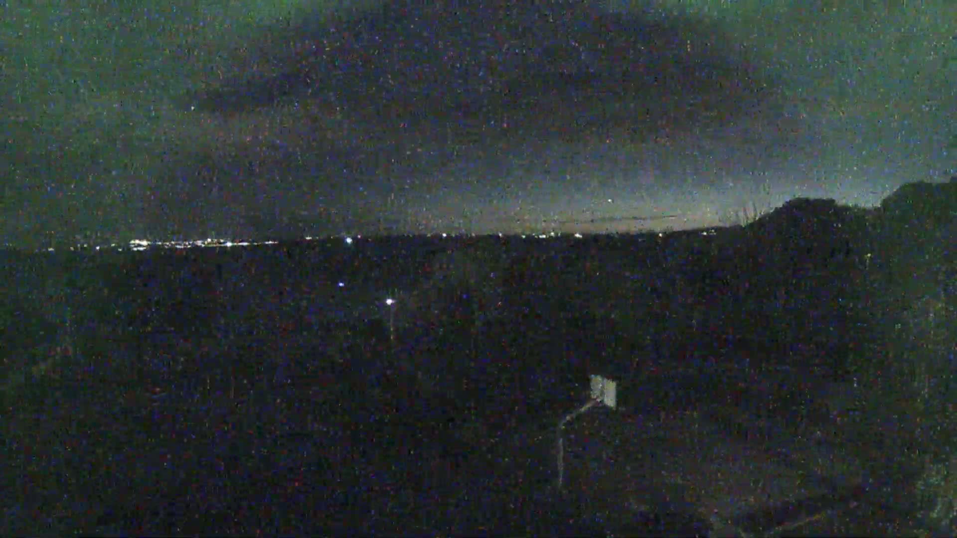 Lago Trasimeno Lake from Castiglione del Lago Live Cam - Castiglione del Lago, Umbria, Italy