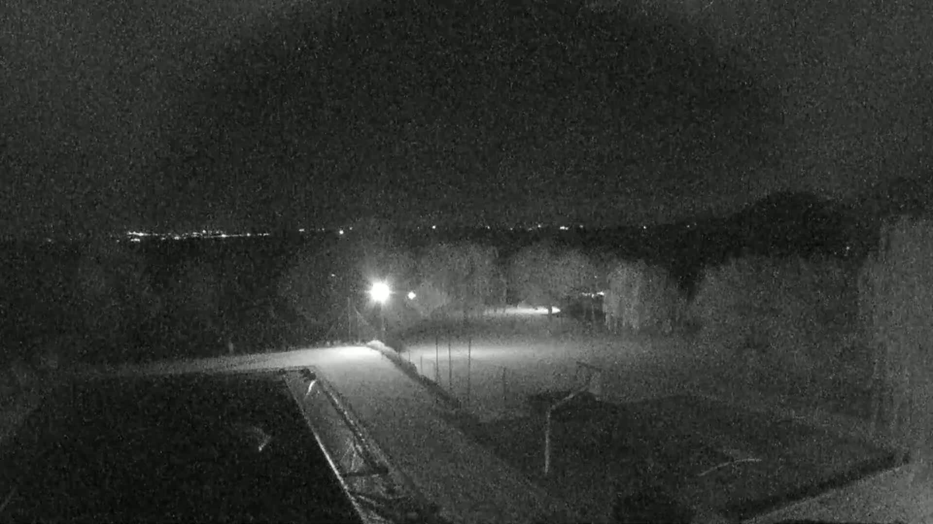 Lago Trasimeno Lake from Castiglione del Lago Live Cam - Castiglione del Lago, Umbria, Italy