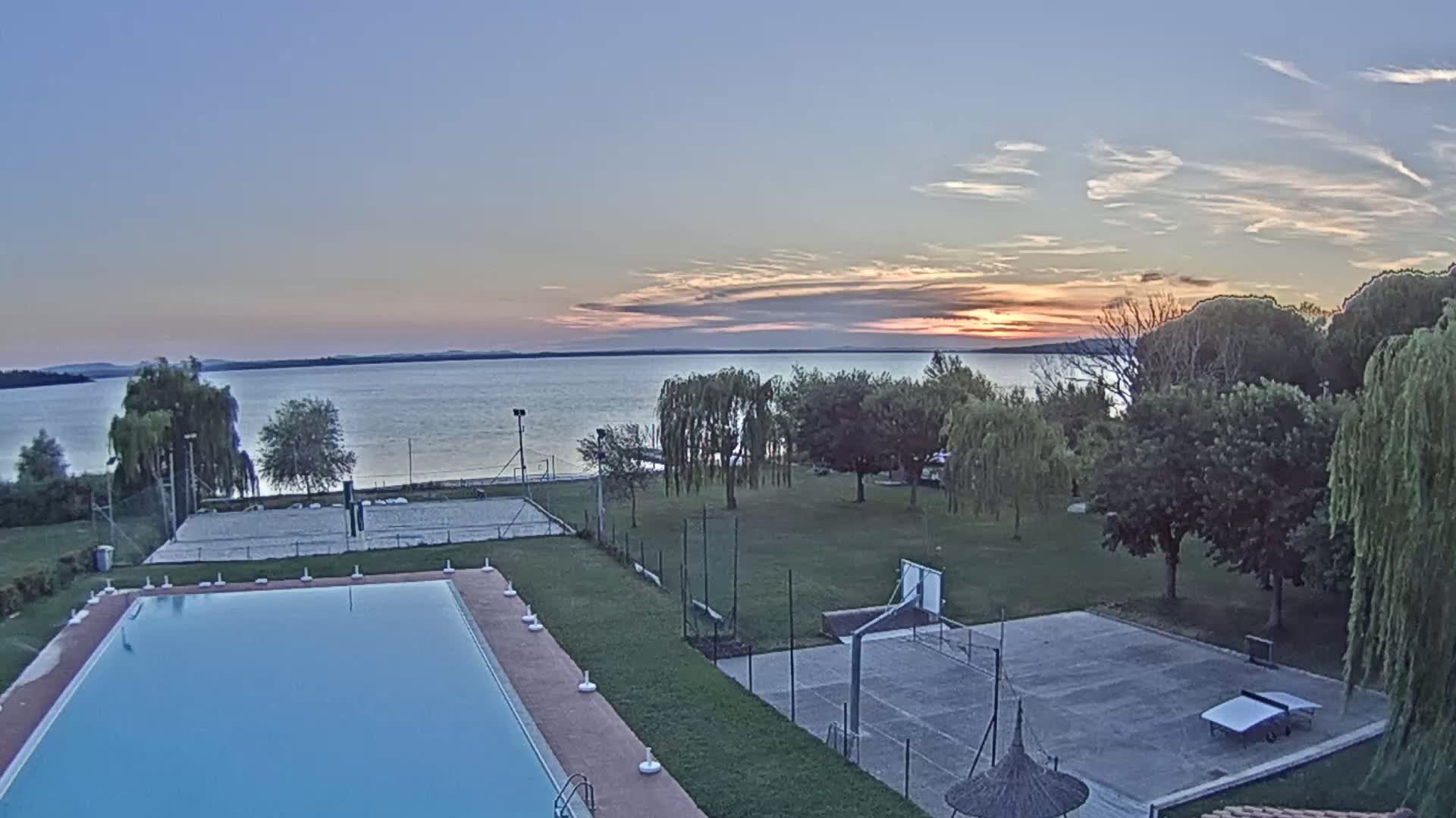 Lago Trasimeno Lake from Castiglione del Lago Live Cam - Castiglione del Lago, Umbria, Italy