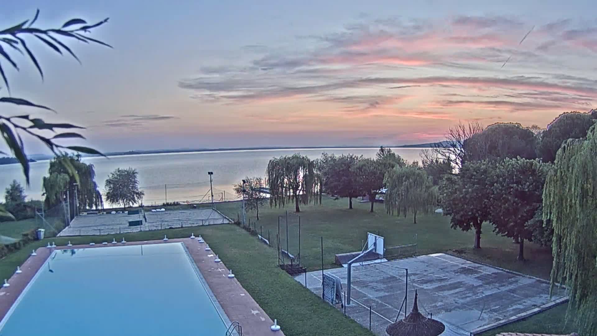 Lago Trasimeno Lake from Castiglione del Lago Live Cam - Castiglione del Lago, Umbria, Italy