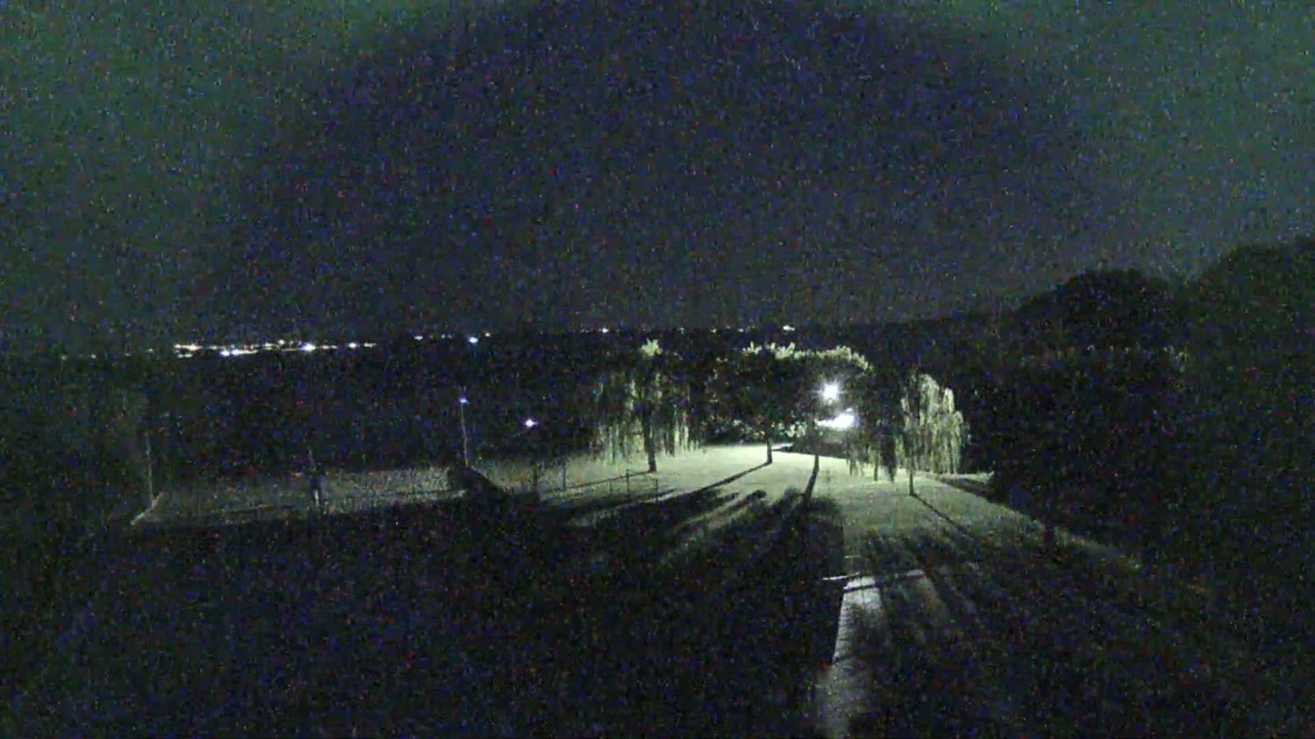 Lago Trasimeno Lake from Castiglione del Lago Live Cam - Castiglione del Lago, Umbria, Italy