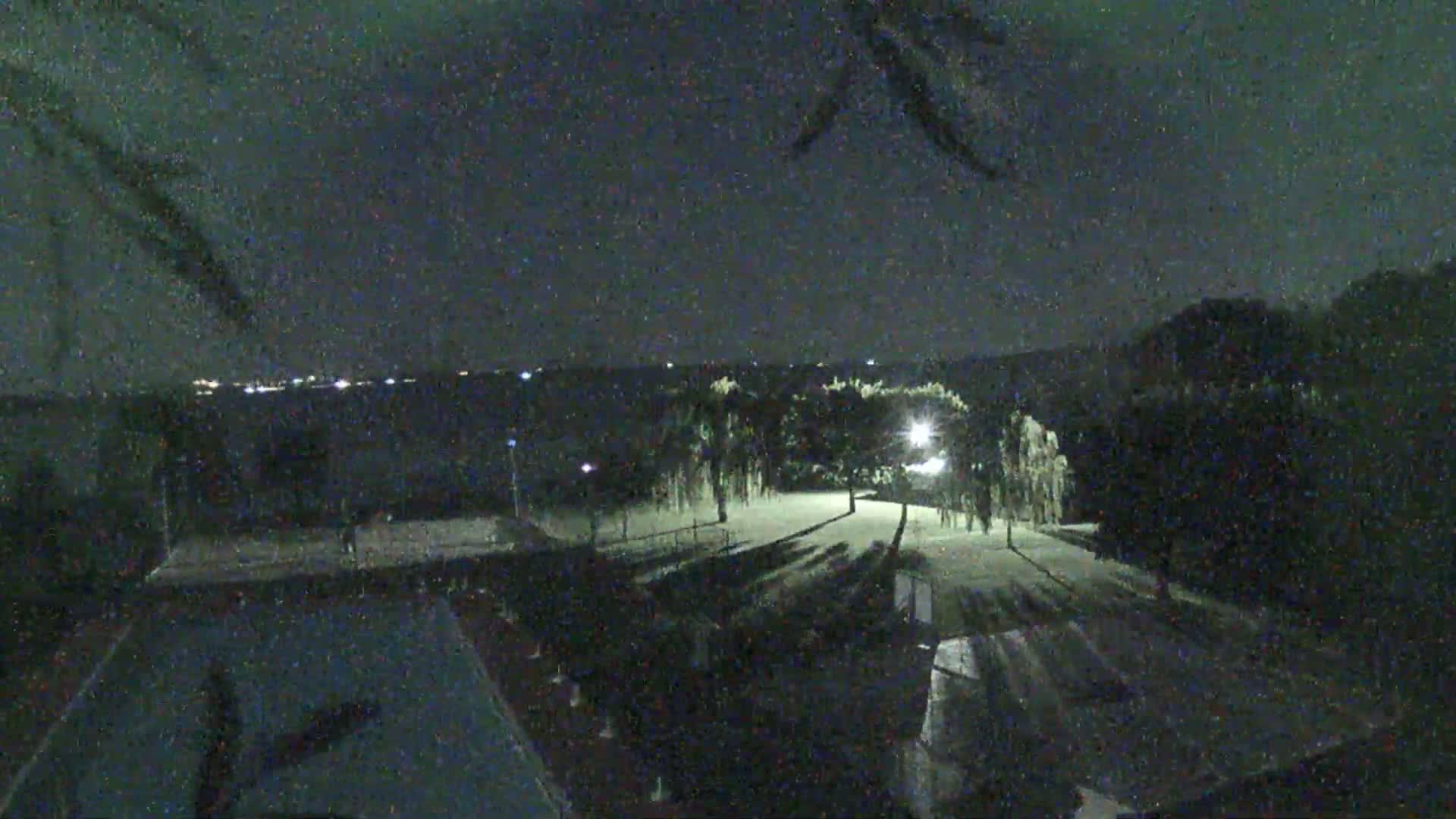 Lago Trasimeno Lake from Castiglione del Lago Live Cam - Castiglione del Lago, Umbria, Italy
