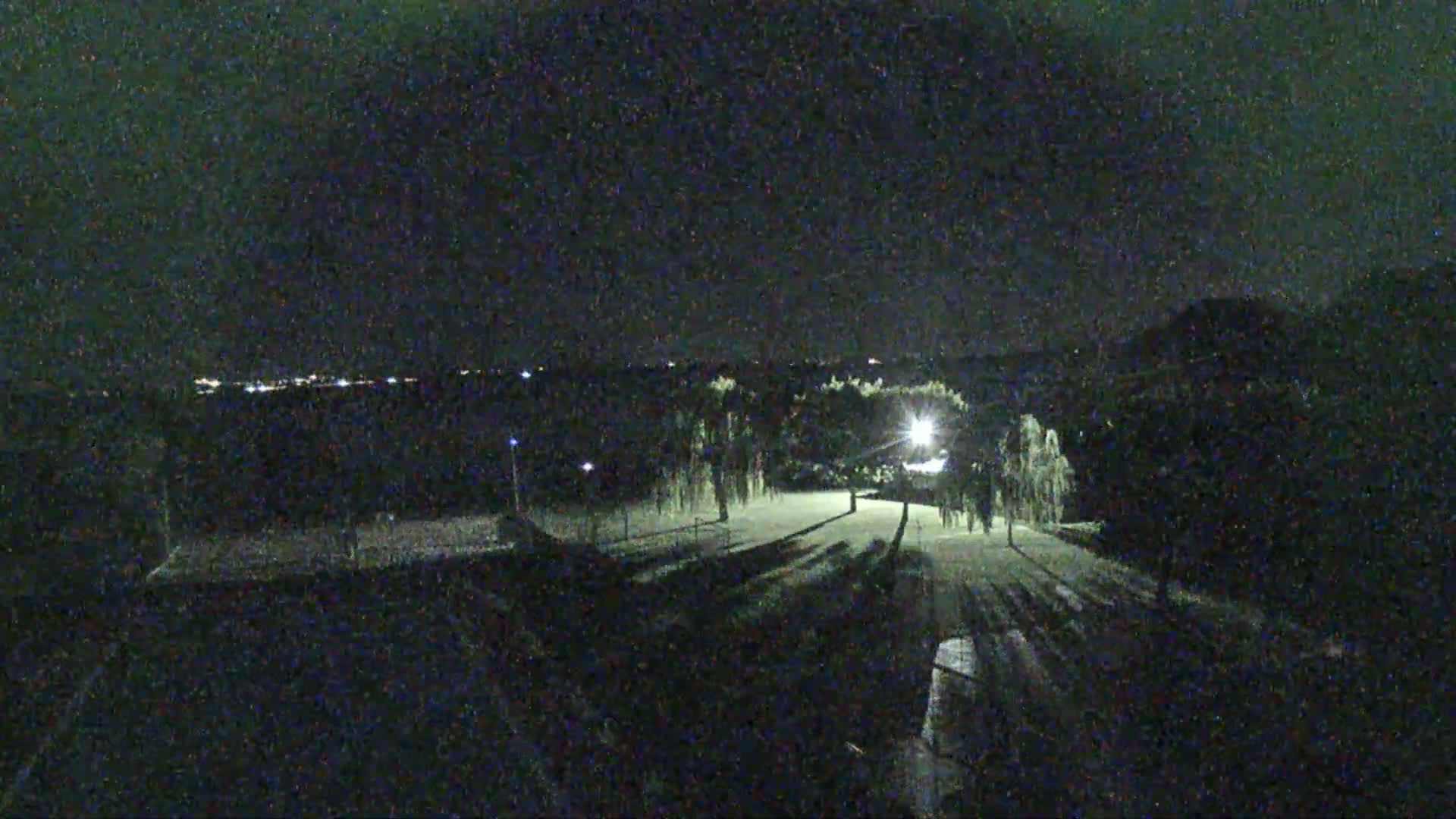 Lago Trasimeno Lake from Castiglione del Lago Live Cam - Castiglione del Lago, Umbria, Italy