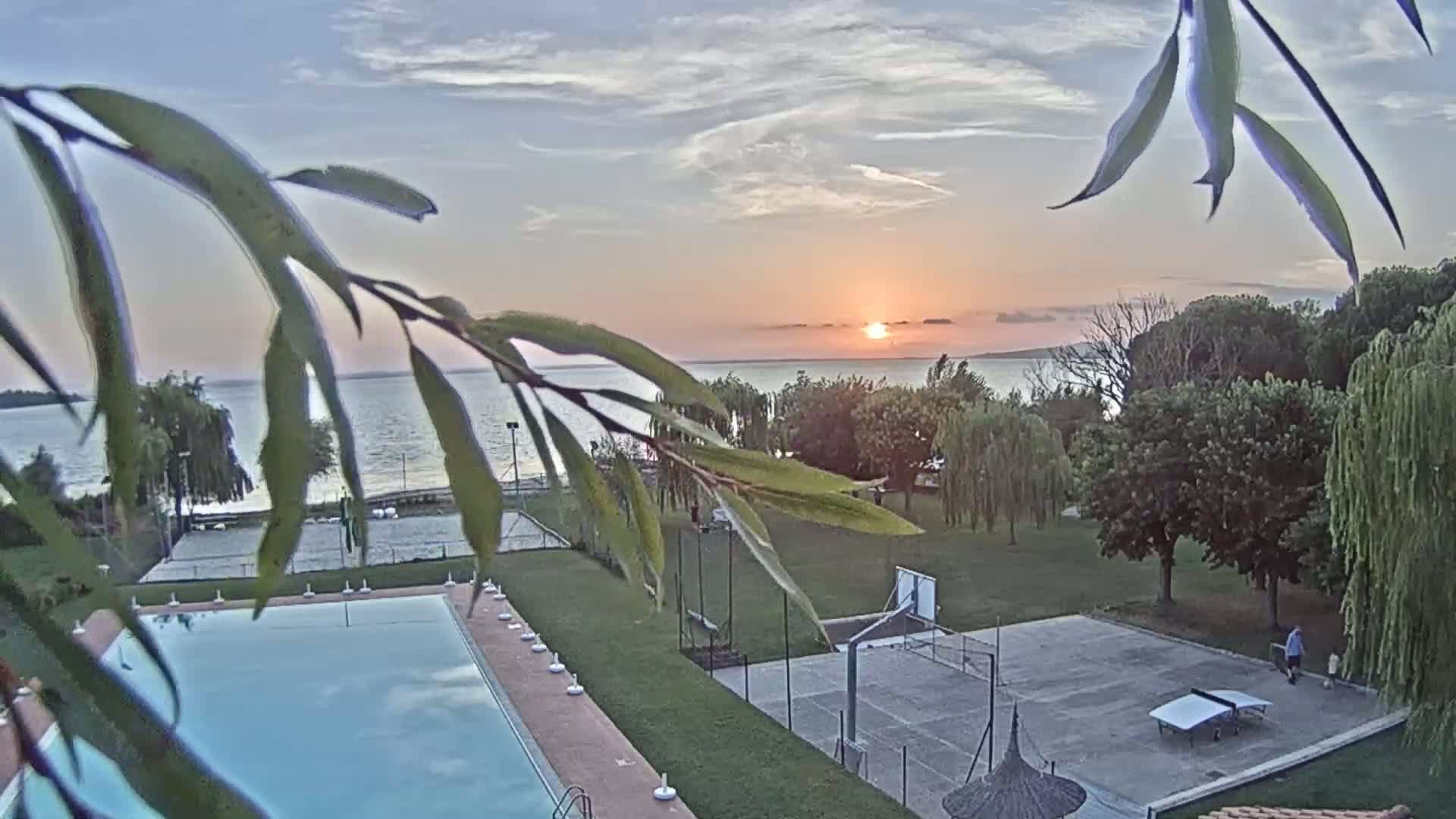 Lago Trasimeno Lake from Castiglione del Lago Live Cam - Castiglione del Lago, Umbria, Italy