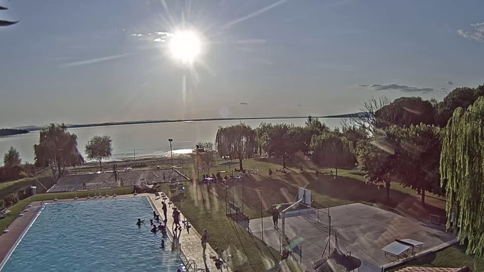 Lago Trasimeno Lake from Castiglione del Lago Live Cam - Castiglione del Lago, Umbria, Italy
