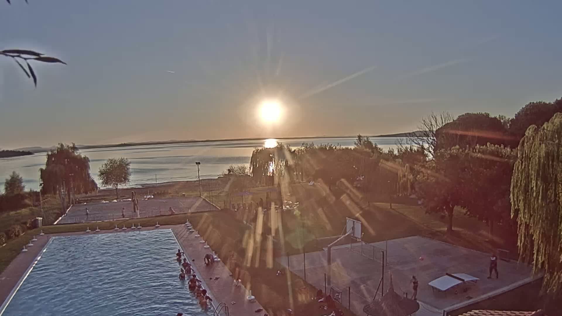 Lago Trasimeno Lake from Castiglione del Lago Live Cam - Castiglione del Lago, Umbria, Italy