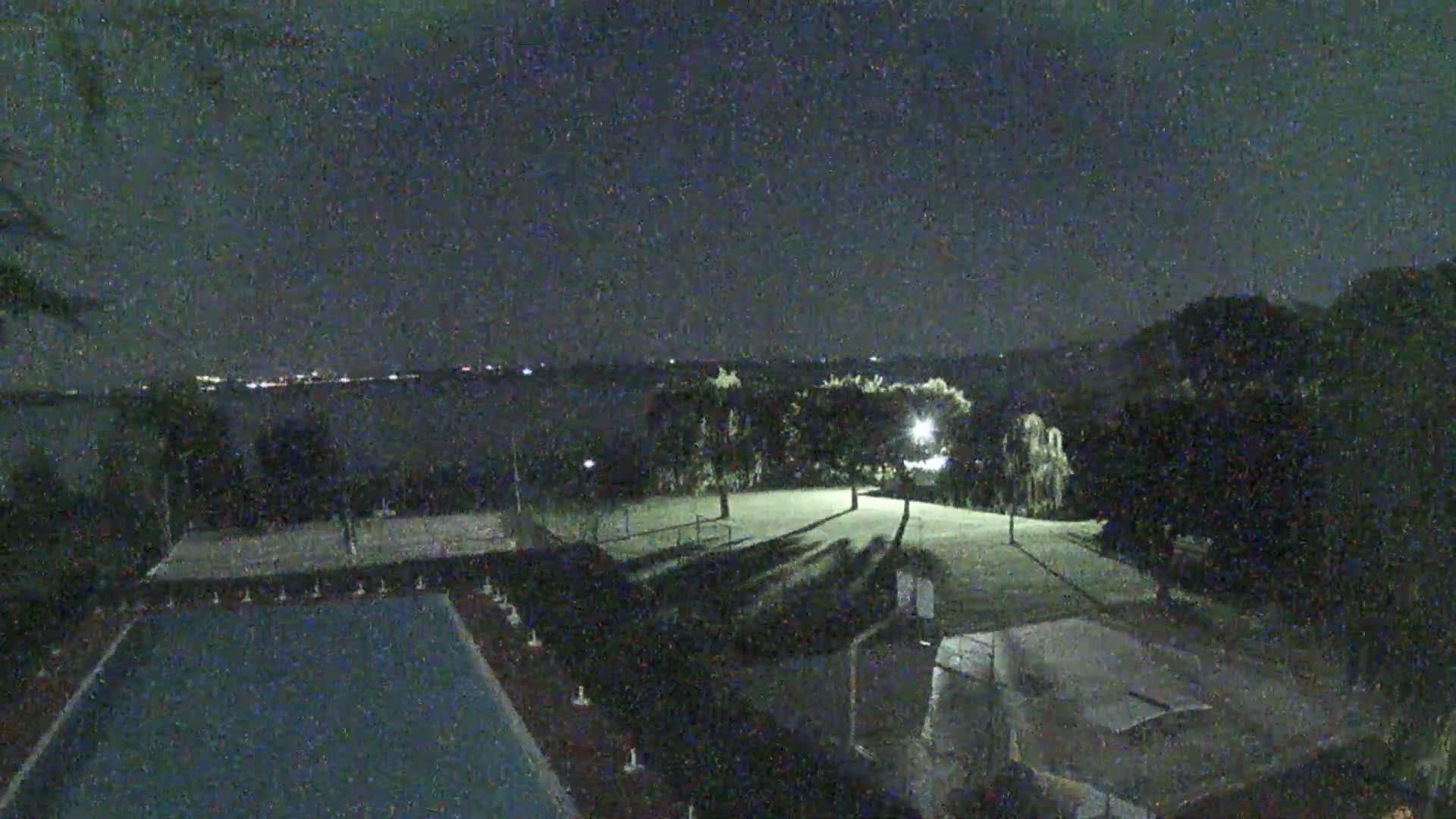 Lago Trasimeno Lake from Castiglione del Lago Live Cam - Castiglione del Lago, Umbria, Italy