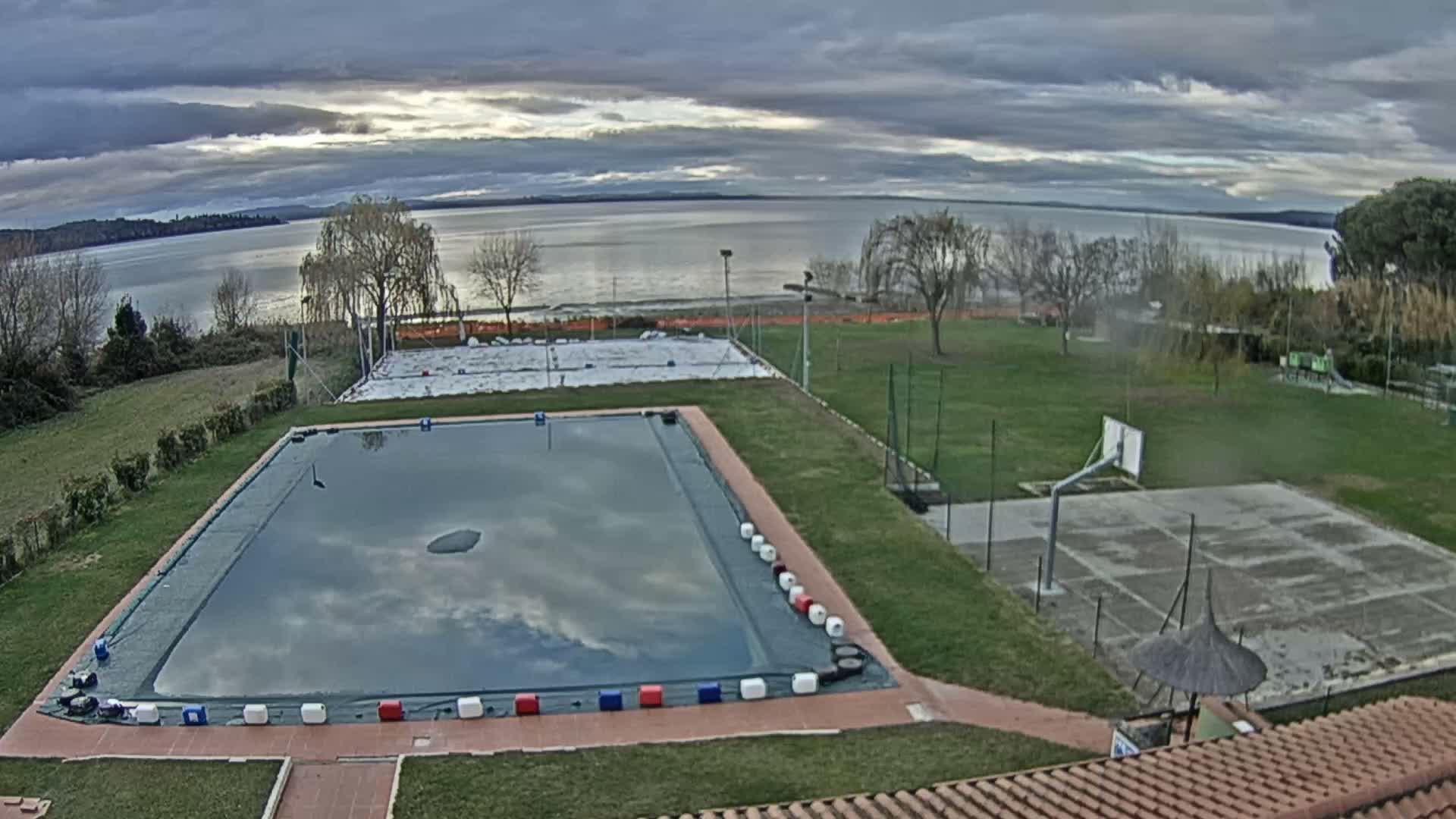 Lago Trasimeno Lake from Castiglione del Lago Live Cam - Castiglione del Lago, Umbria, Italy