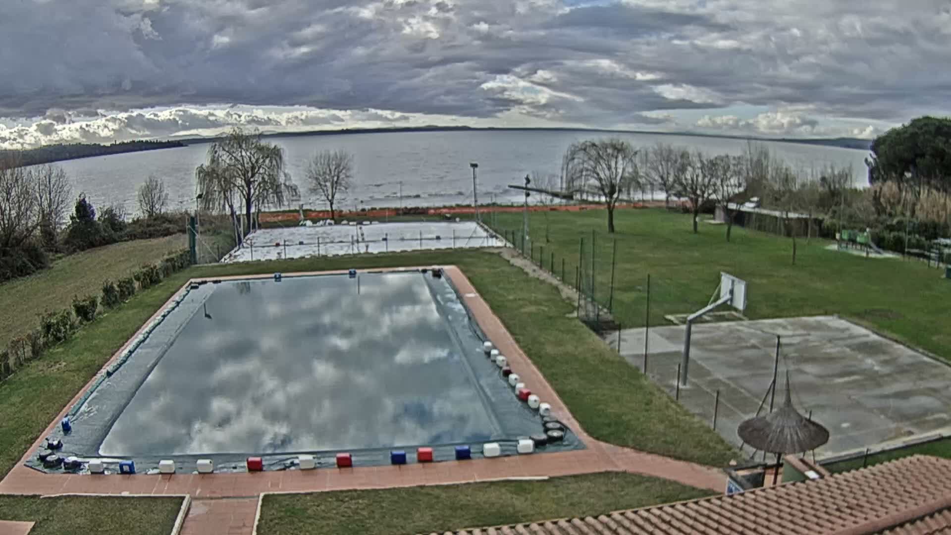 Lago Trasimeno Lake from Castiglione del Lago Live Cam - Castiglione del Lago, Umbria, Italy