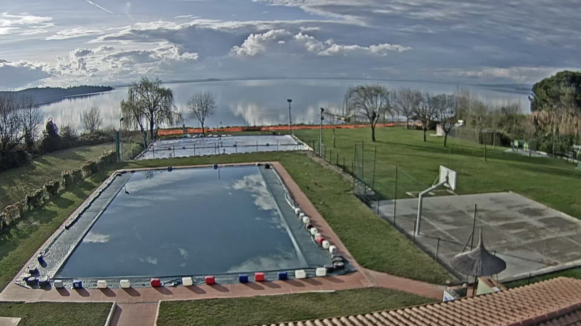 Lago Trasimeno Lake from Castiglione del Lago Live Cam - Castiglione del Lago, Umbria, Italy