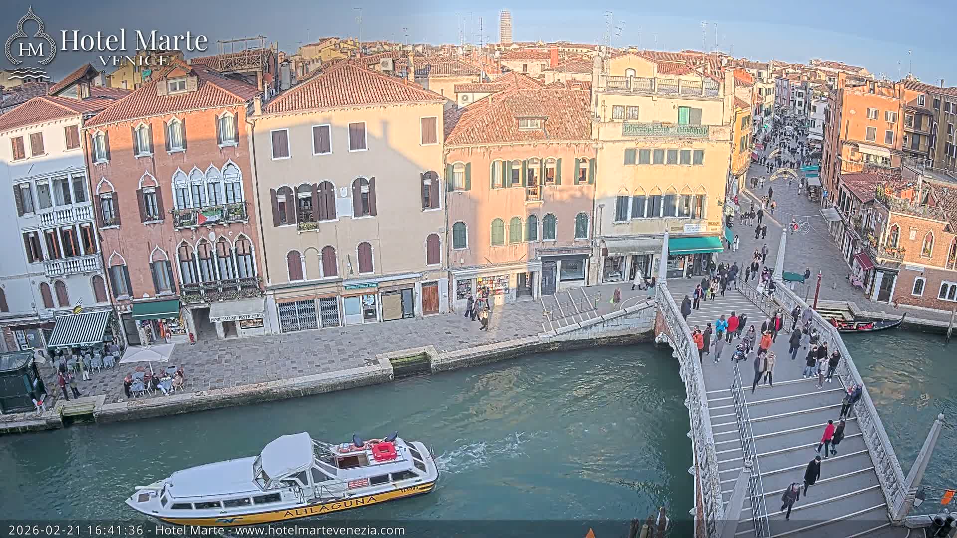 Venice , Ponte delle Guglie Bridge in Canal of Cannaregio - Venice, Veneto, Italy