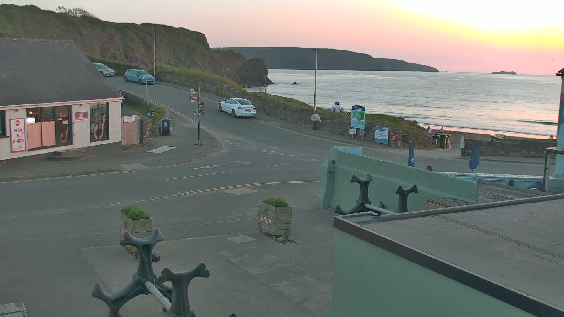 Broad Haven, Beach West View Live Cam - The Havens, Pembrokeshire, Dyfed, Wales, United Kingdom