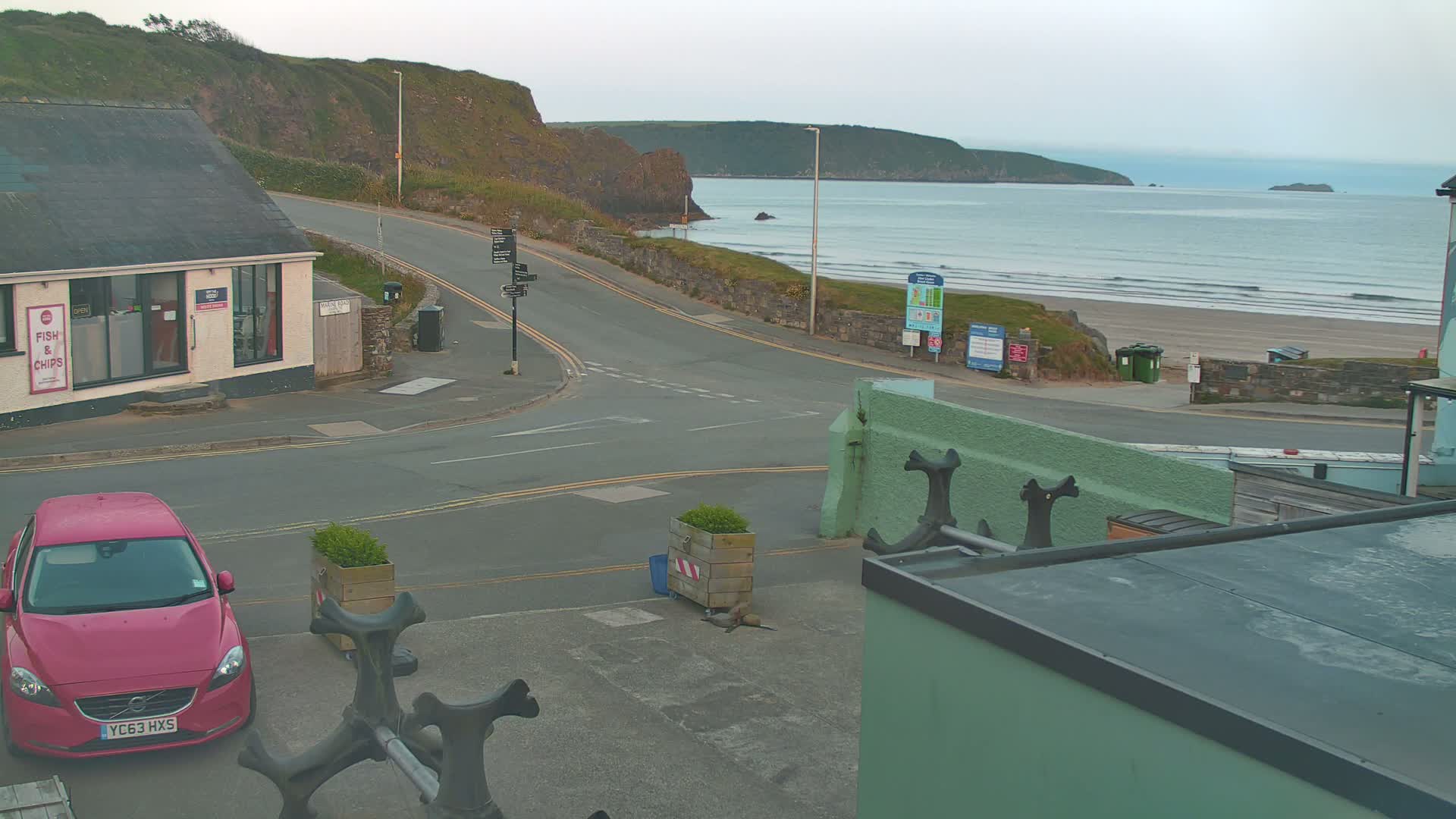 Broad Haven, Beach West View Live Cam - The Havens, Pembrokeshire, Dyfed, Wales, United Kingdom