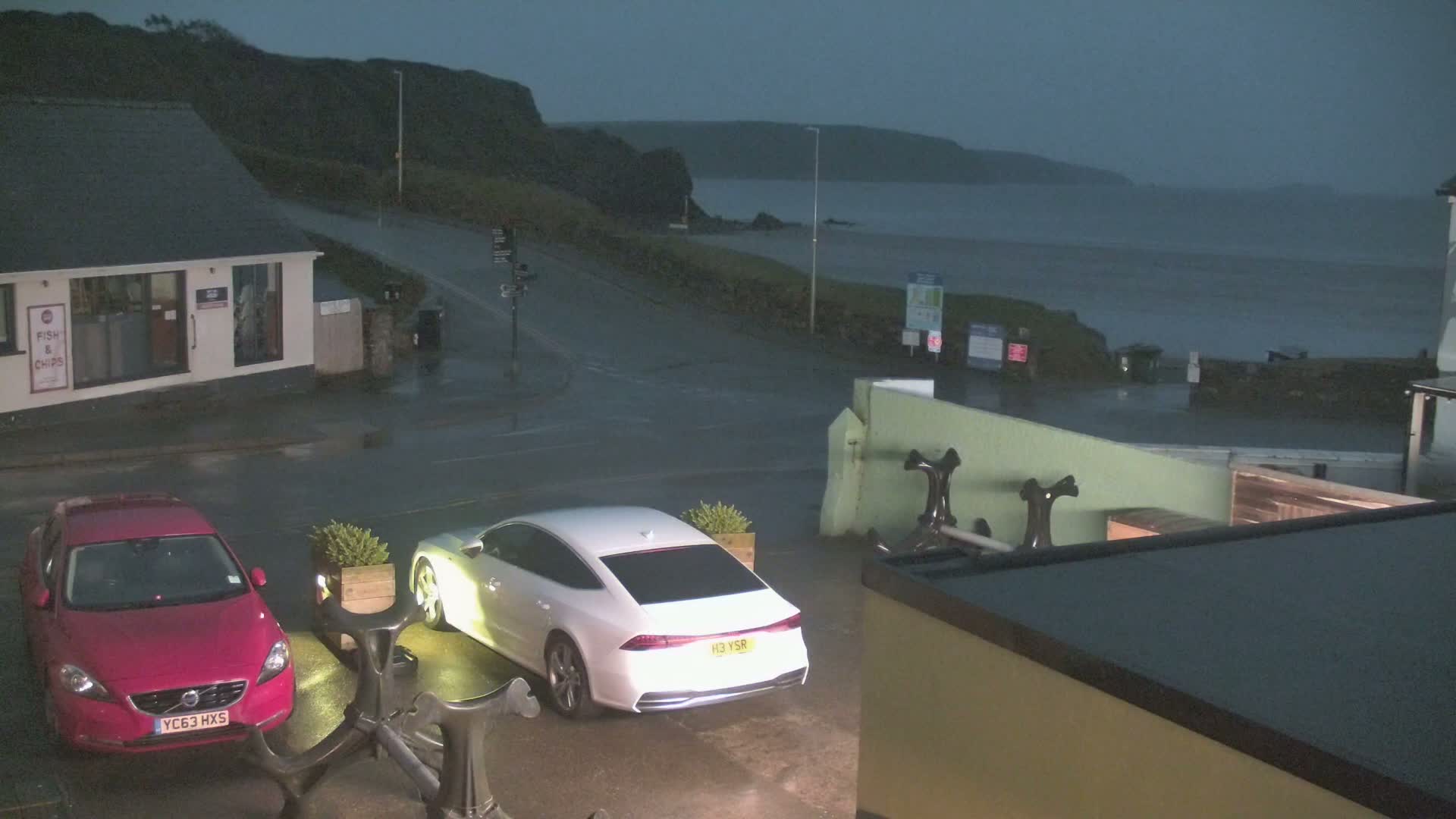 Broad Haven, Beach West View Live Cam - The Havens, Pembrokeshire, Dyfed, Wales, United Kingdom