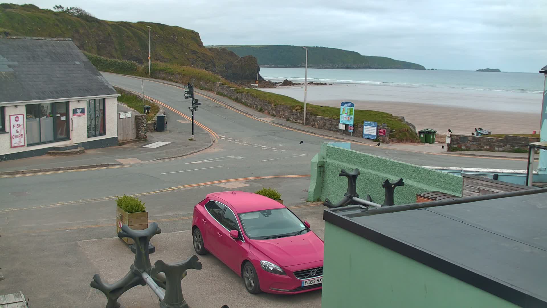 Broad Haven, Beach West View Live Cam - The Havens, Pembrokeshire, Dyfed, Wales, United Kingdom