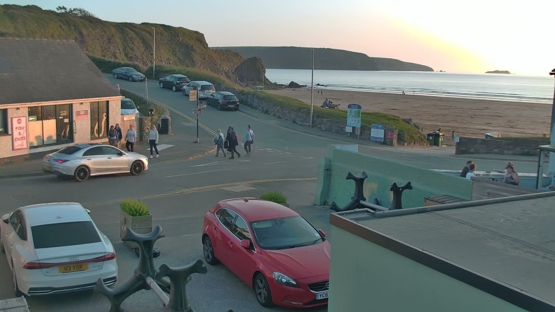 Broad Haven, Beach West View Live Cam - The Havens, Pembrokeshire, Dyfed, Wales, United Kingdom