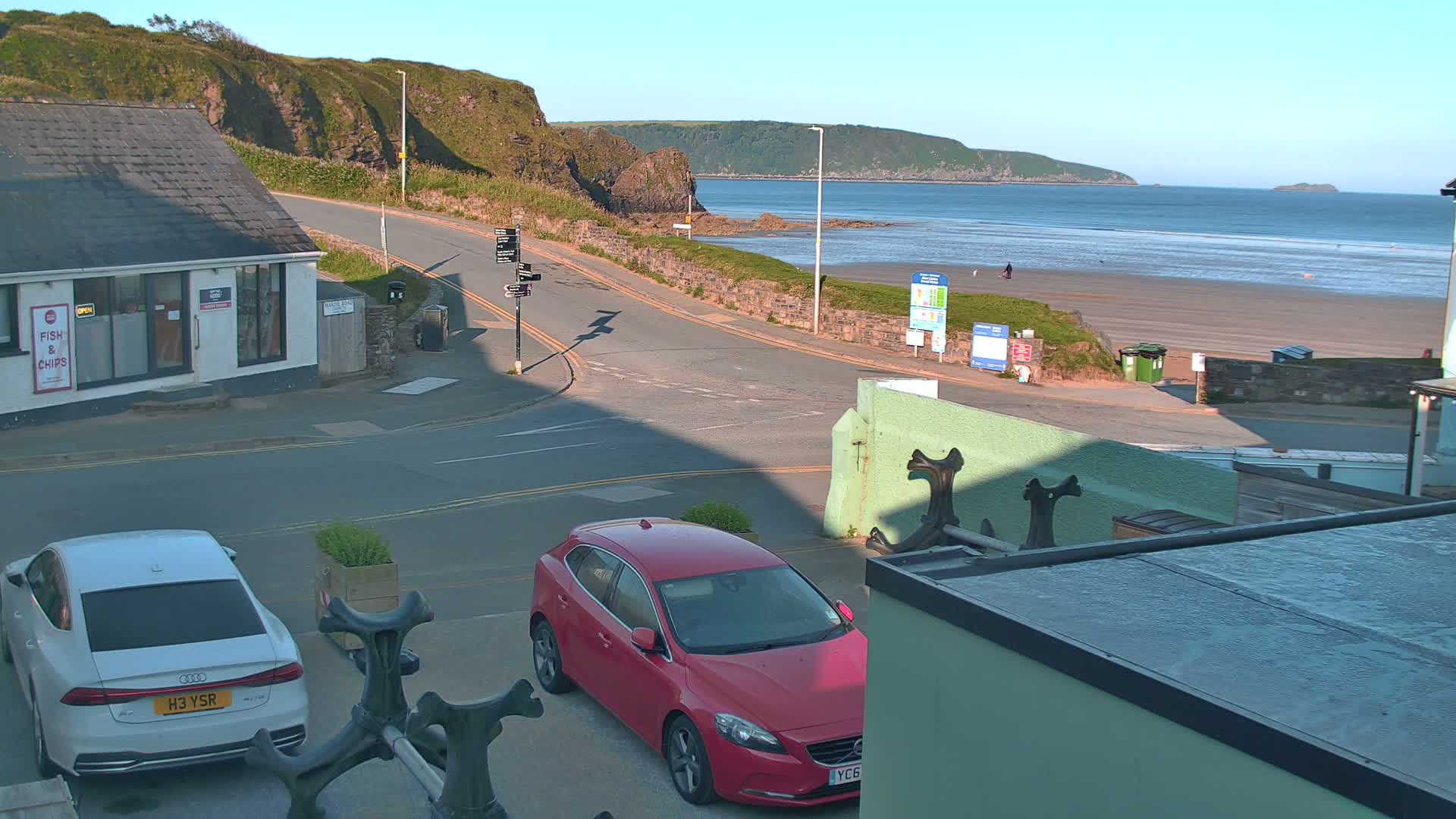Broad Haven, Beach West View Live Cam - The Havens, Pembrokeshire, Dyfed, Wales, United Kingdom