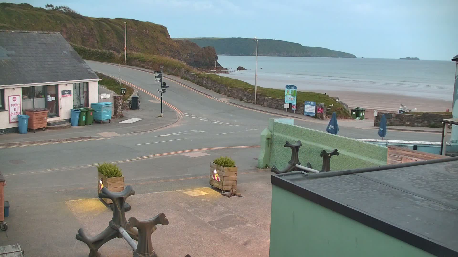 Broad Haven, Beach West View Live Cam - The Havens, Pembrokeshire, Dyfed, Wales, United Kingdom