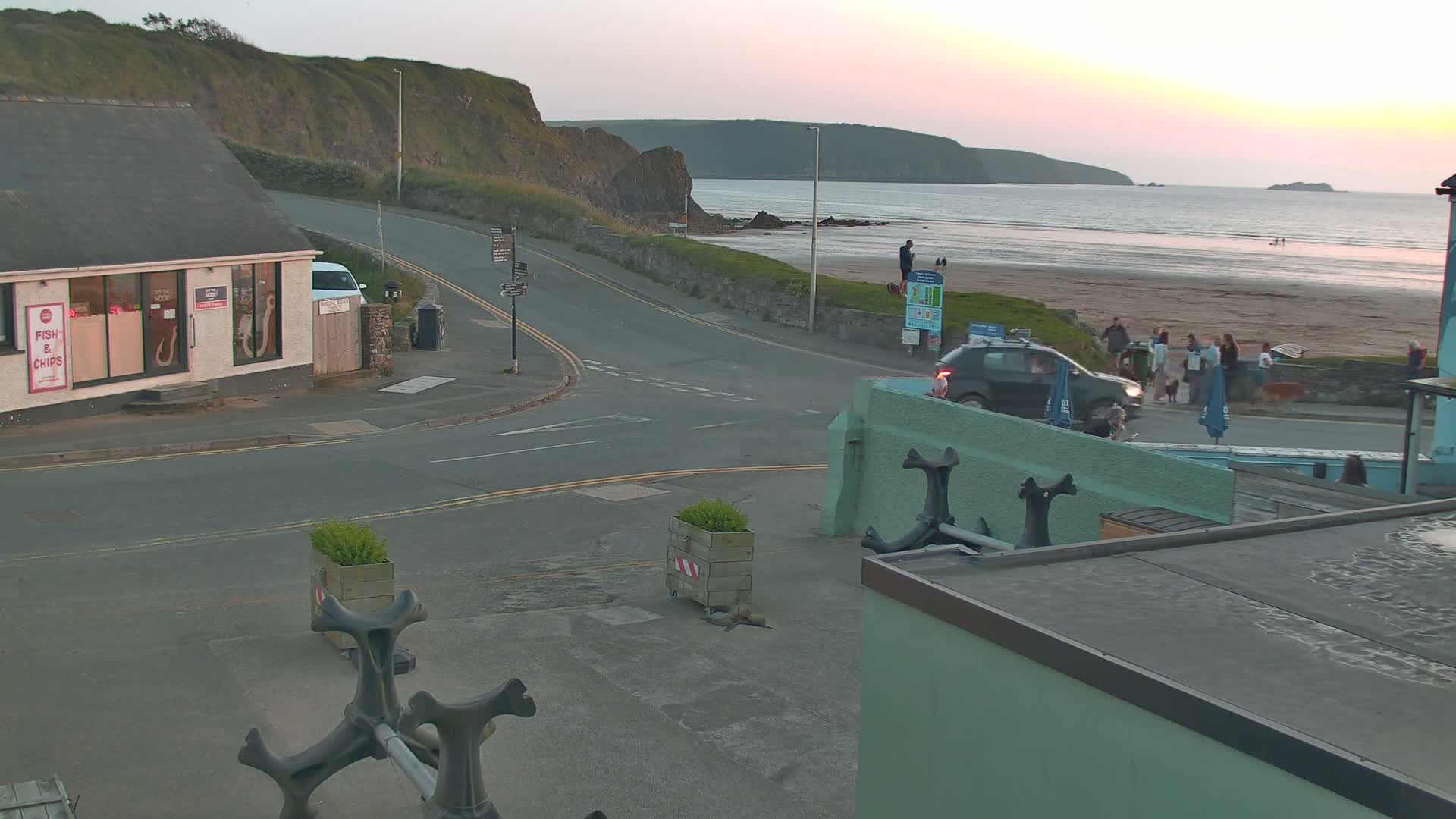 Broad Haven, Beach West View Live Cam - The Havens, Pembrokeshire, Dyfed, Wales, United Kingdom
