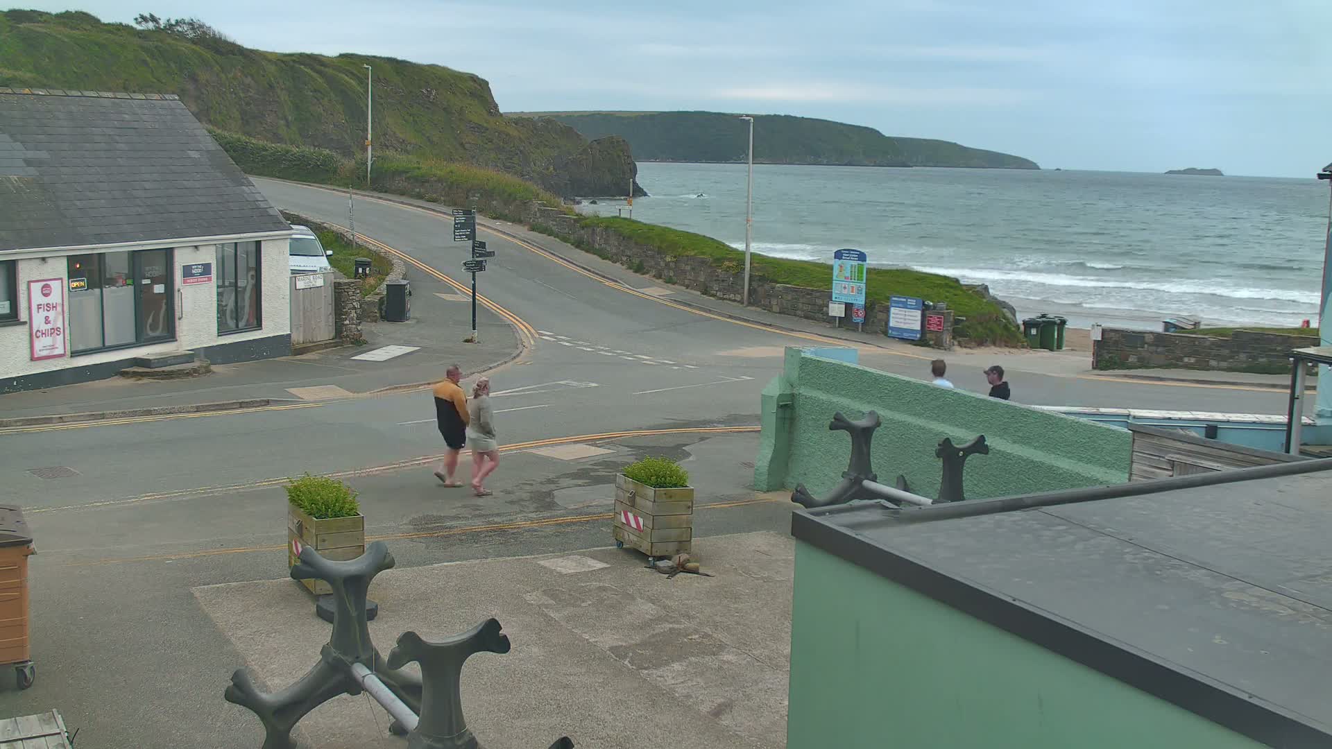 Broad Haven, Beach West View Live Cam - The Havens, Pembrokeshire, Dyfed, Wales, United Kingdom
