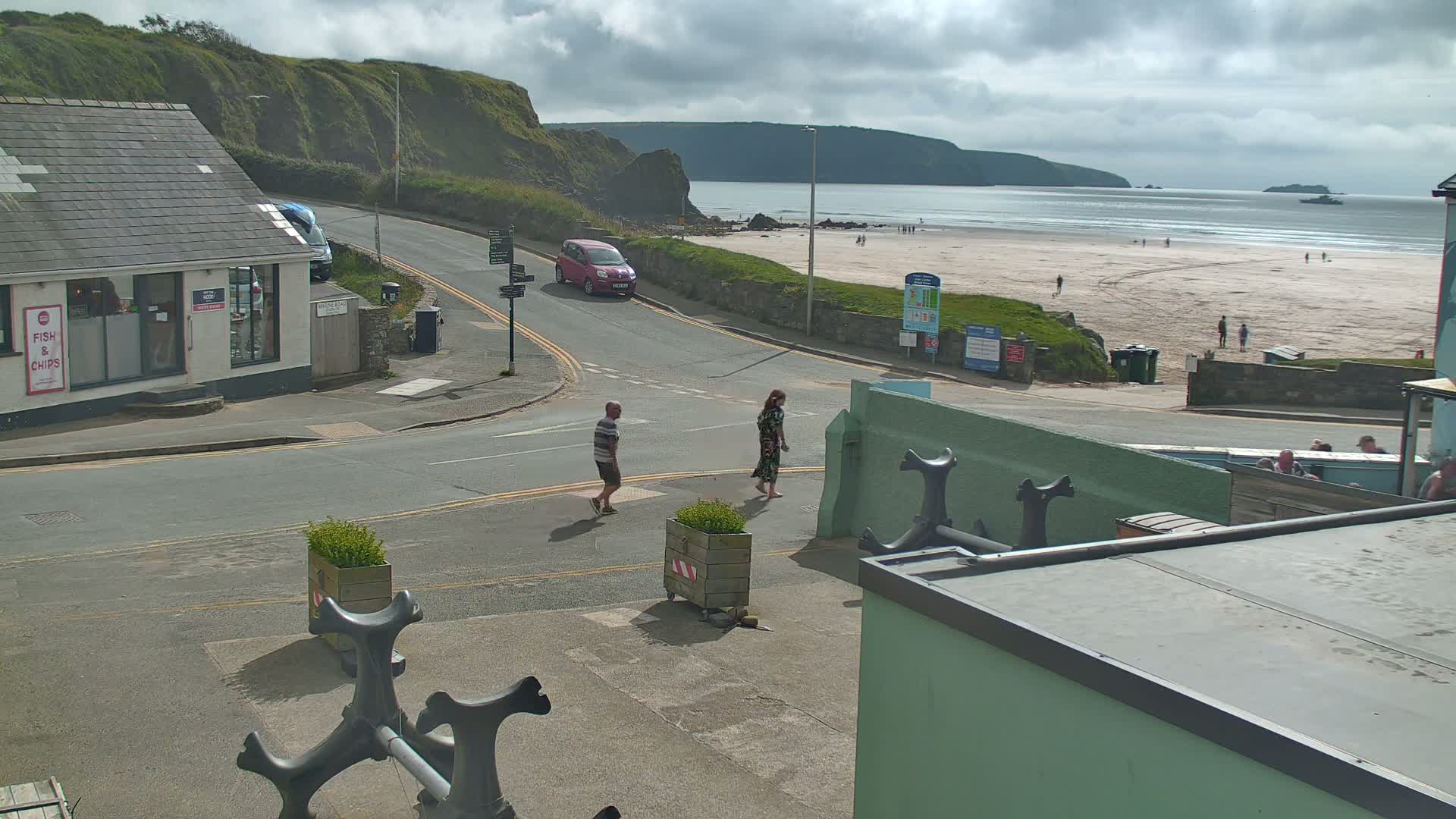 Broad Haven, Beach West View Live Cam - The Havens, Pembrokeshire, Dyfed, Wales, United Kingdom