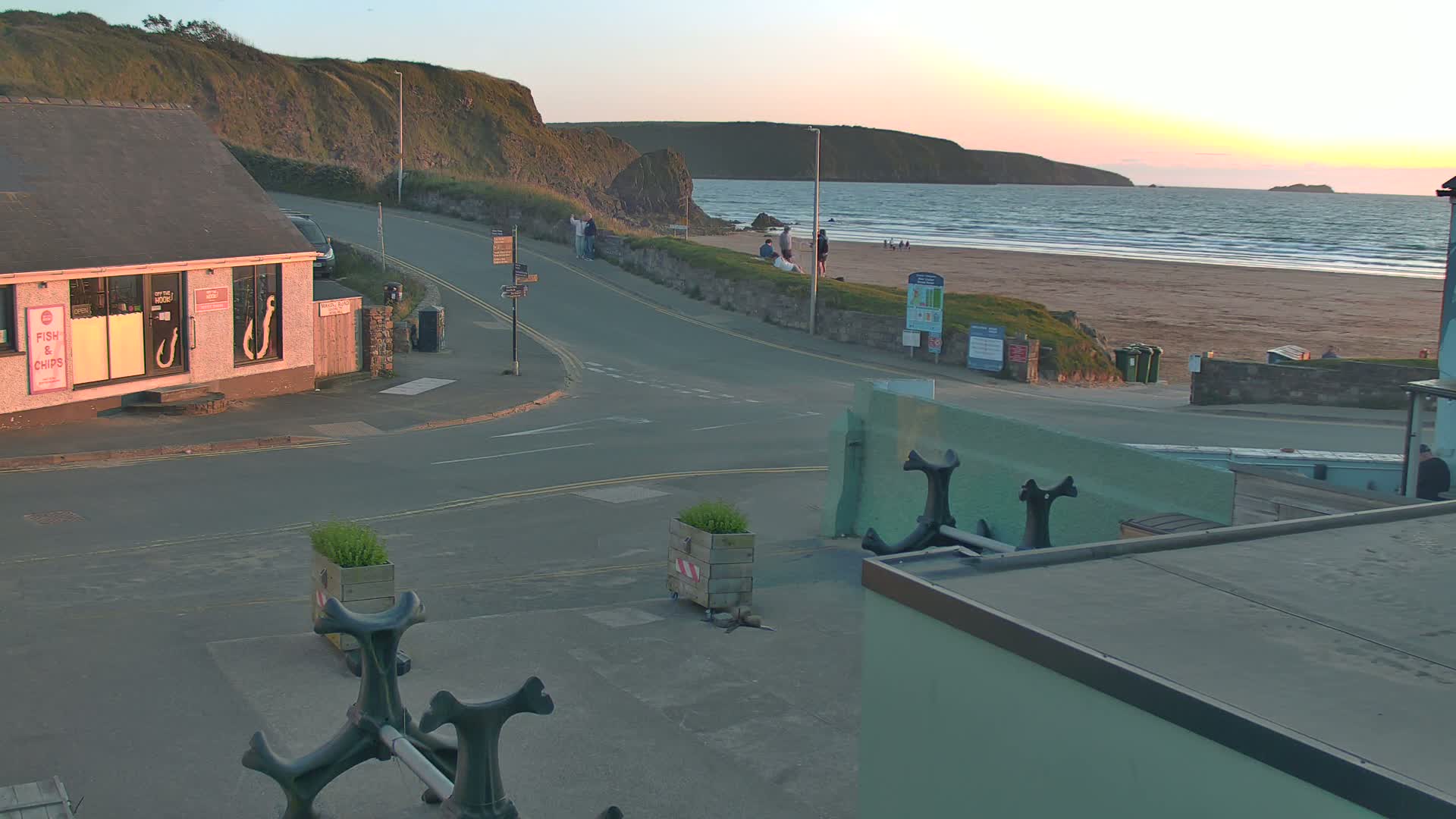 Broad Haven, Beach West View Live Cam - The Havens, Pembrokeshire, Dyfed, Wales, United Kingdom