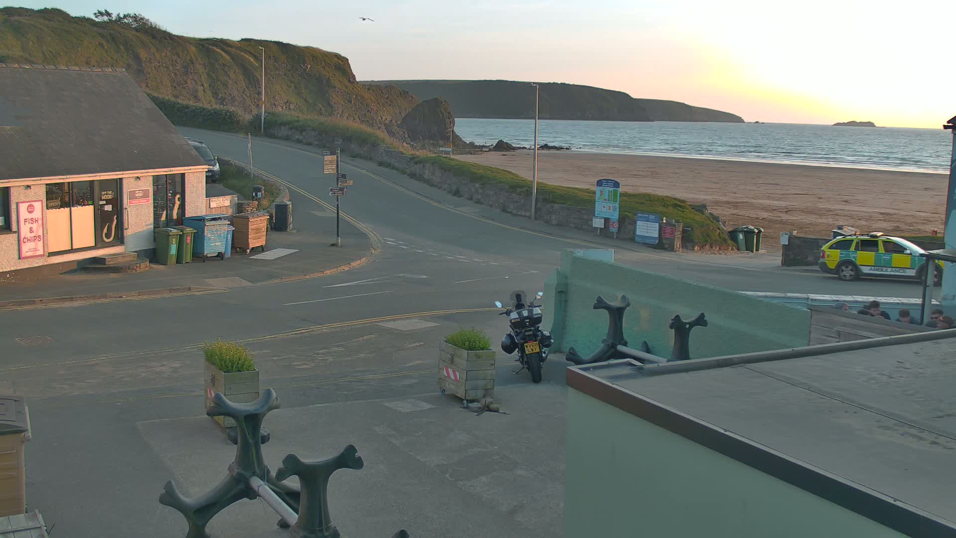 Broad Haven, Beach West View Live Cam - The Havens, Pembrokeshire, Dyfed, Wales, United Kingdom